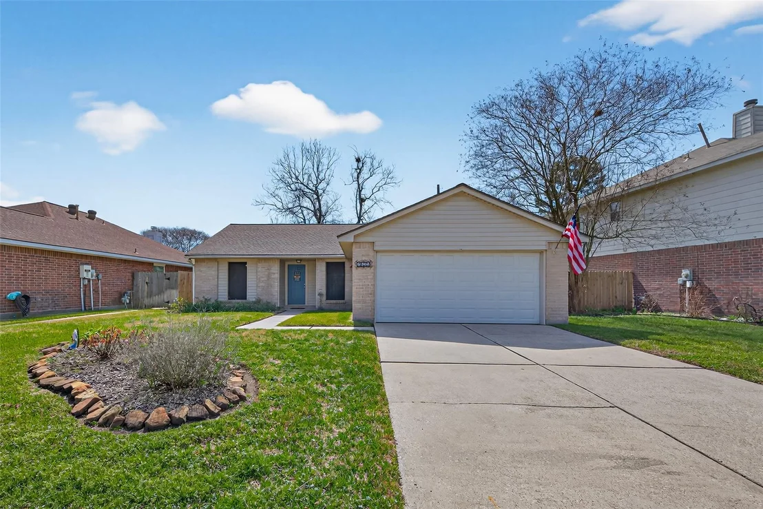 Photo of 3639 Nutwood Lane