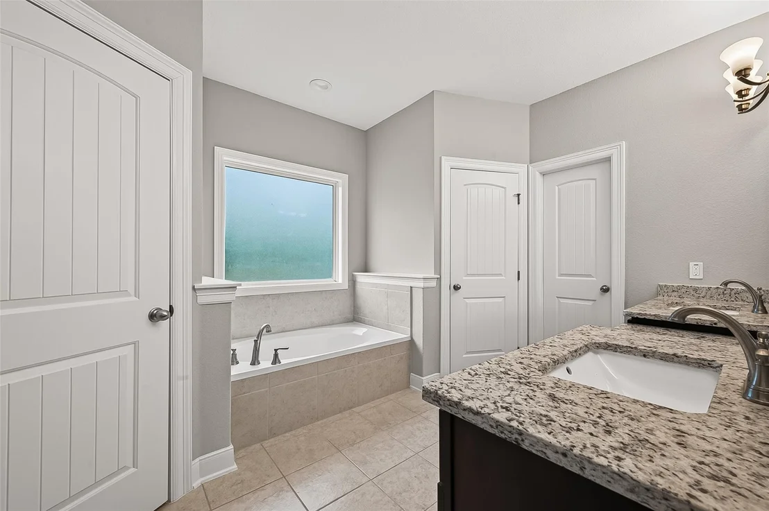 Photo of 22519 Chenango Lake Drive