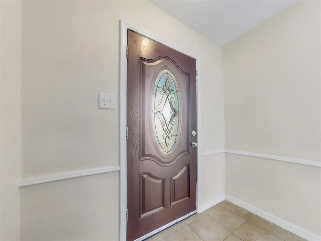Photo of 23823 English Oak Drive