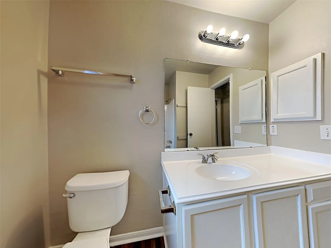 Photo of 1723 Forestburg Drive