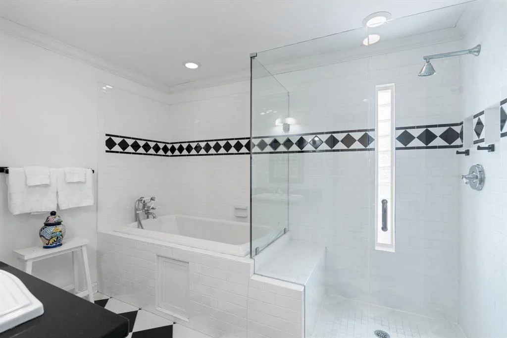 Photo of 2247 Dryden Road