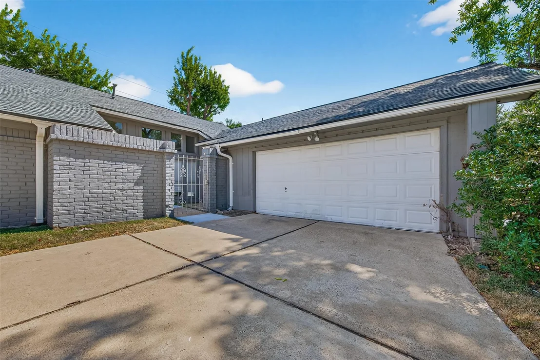 Photo of 5054 Pine Cliff Drive
