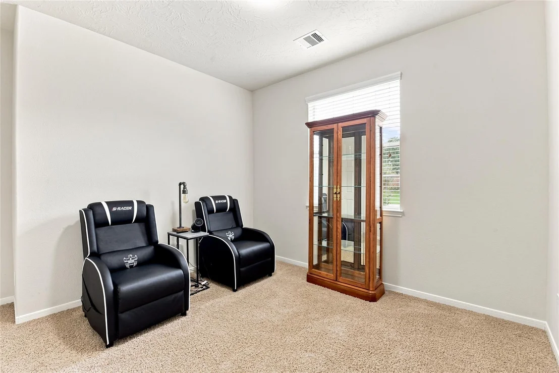 Photo of 4601 Meadow Way Drive
