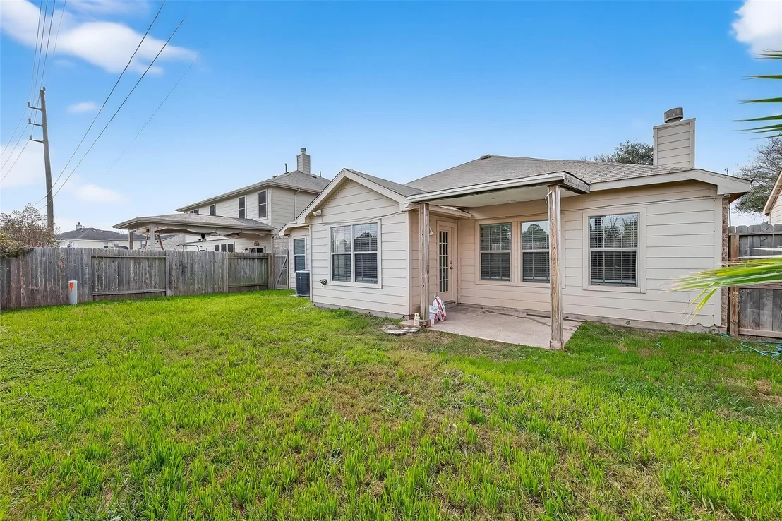 Photo of 3014 Crestbrook Bend Lane