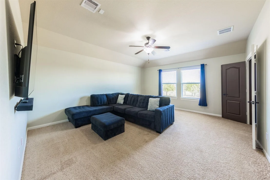 Photo of 28003 Nobbe Hollow Drive