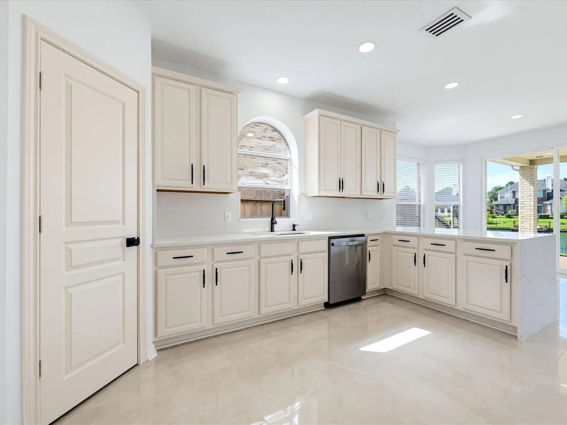Photo of 11939 Galentine Pt
