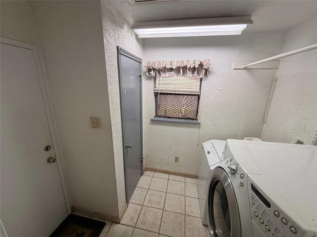 Photo of 14631 Leacrest Drive