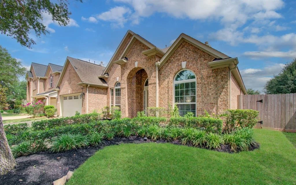 Photo of 6807 Delander Way