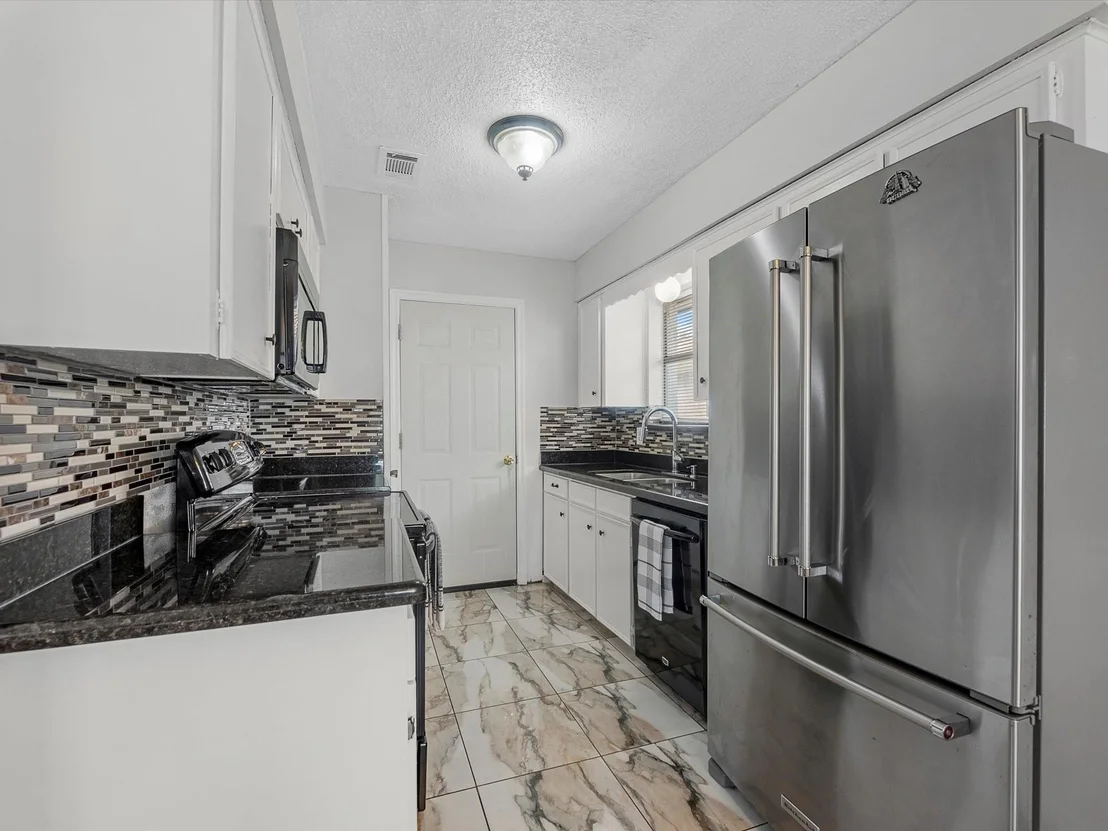 Photo of 15935 Dunman Lane