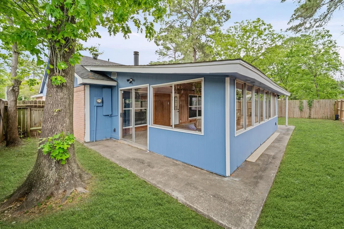 Photo of 4419 Pineville Lane