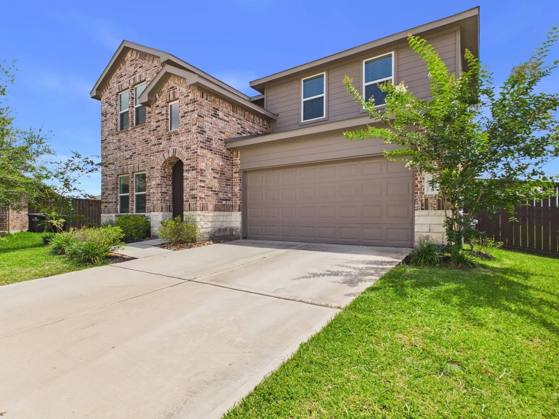 Photo of 21318 Mountain Ash Drive
