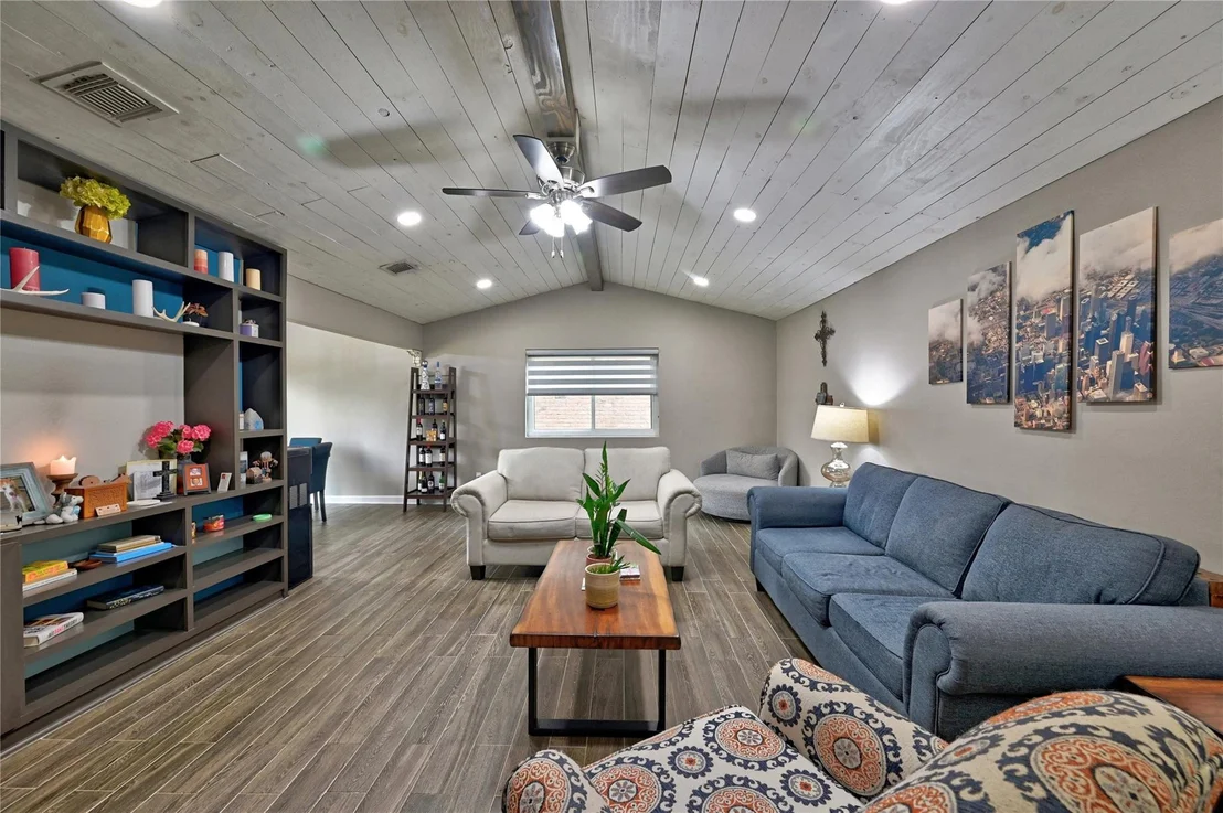 Photo of 618 William Morton Drive
