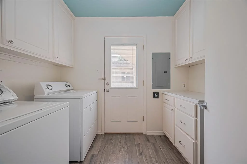 Photo of 6527 Walton Heath Drive