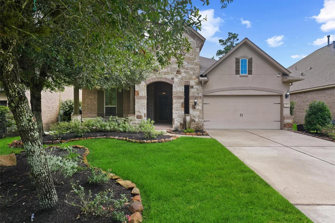 Photo of 6 Inland Prairie Drive
