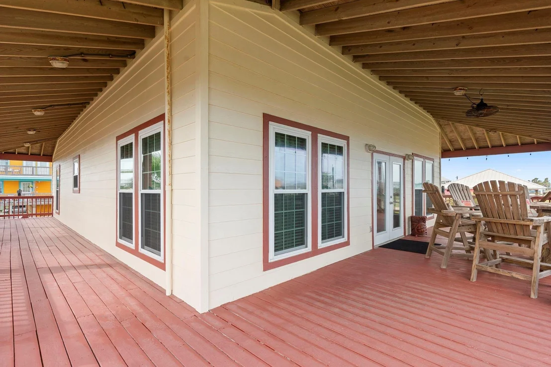 Photo of 702 Surf Drive