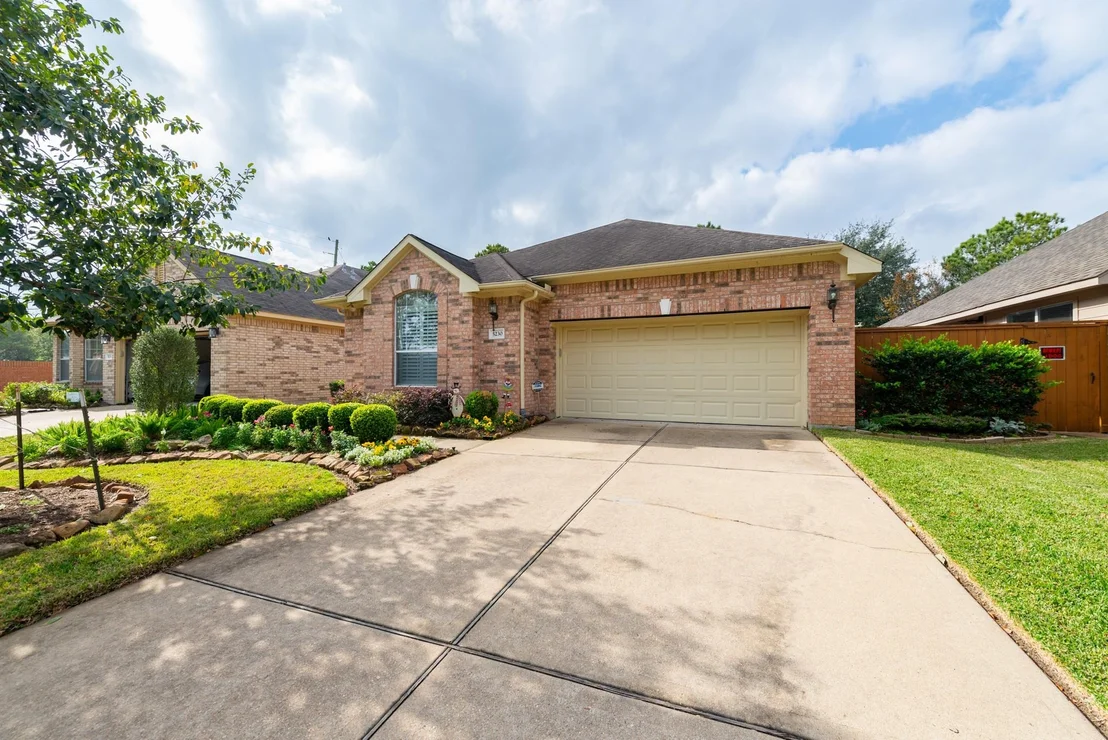Photo of 5230 Sandyfields Lane
