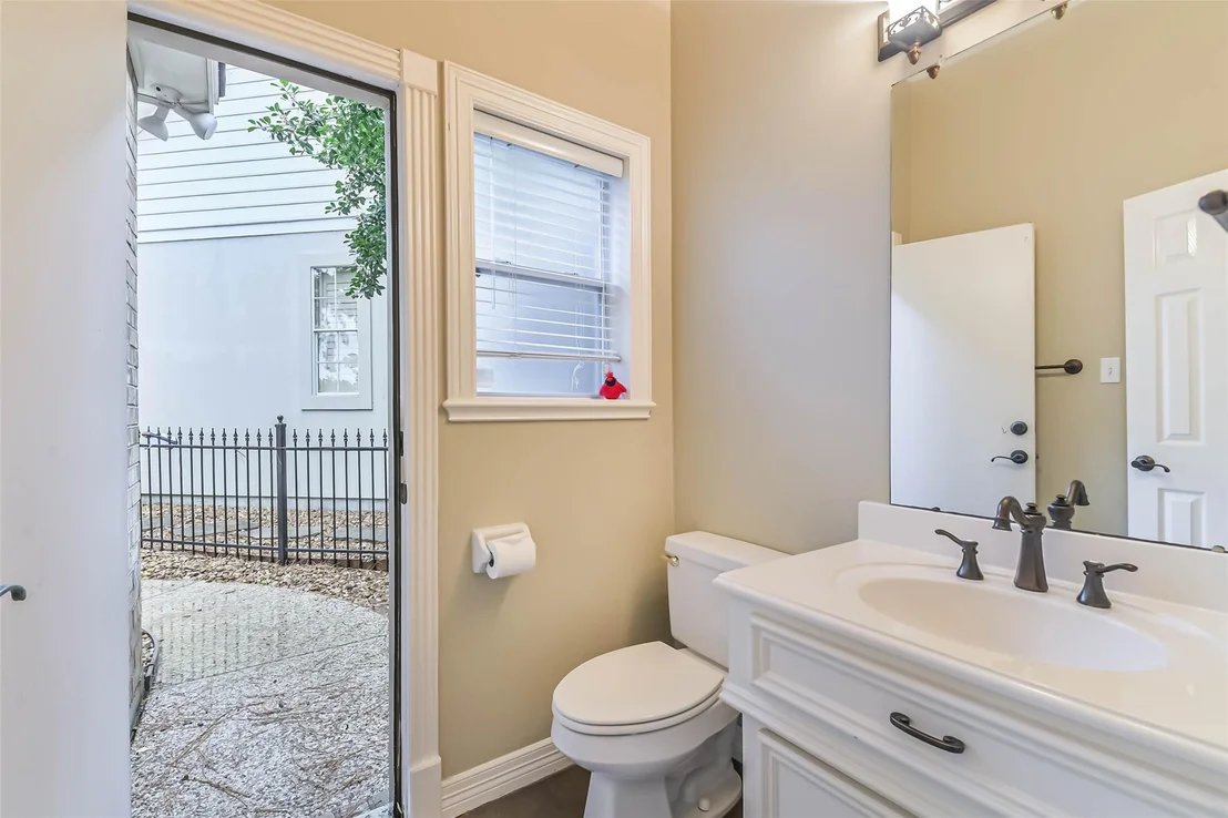 Photo of 13419 Crosslyn Lane