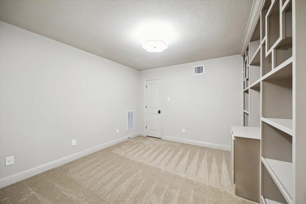 Photo of 27318 Tropper Hill Lane