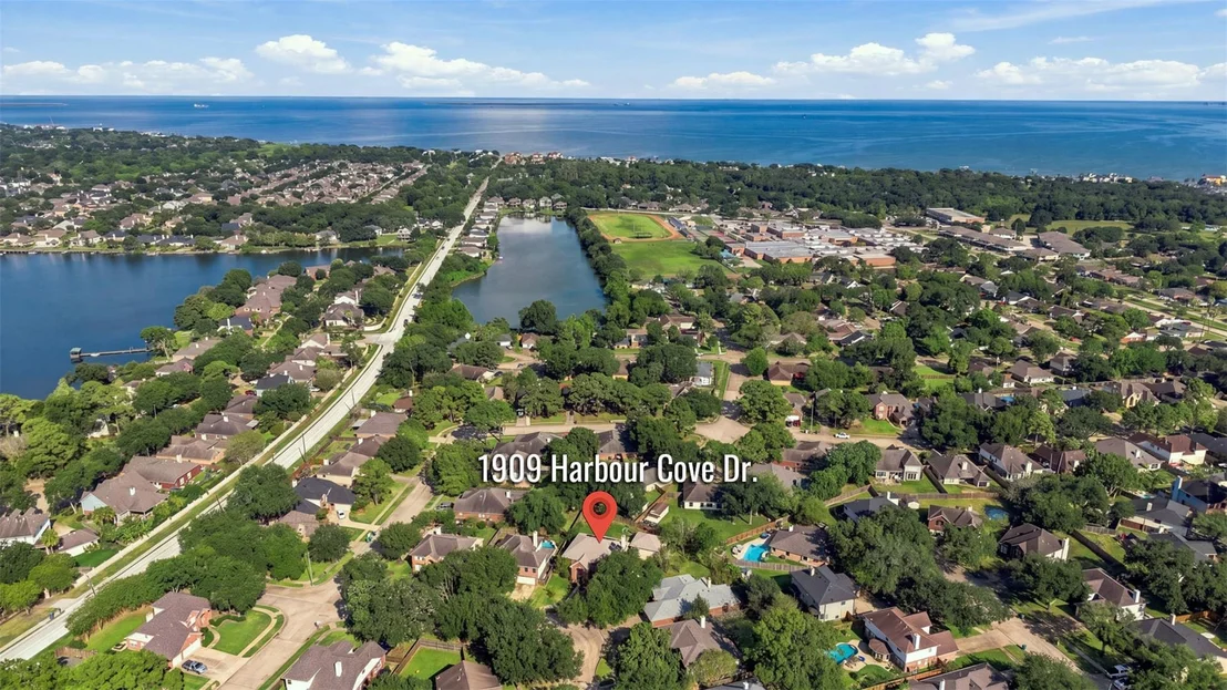 Photo of 1909 Harbour Cove Drive