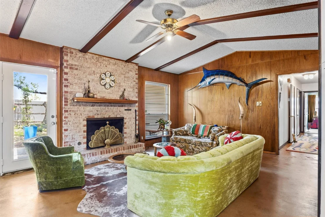 Photo of 3304 Whitepine Drive