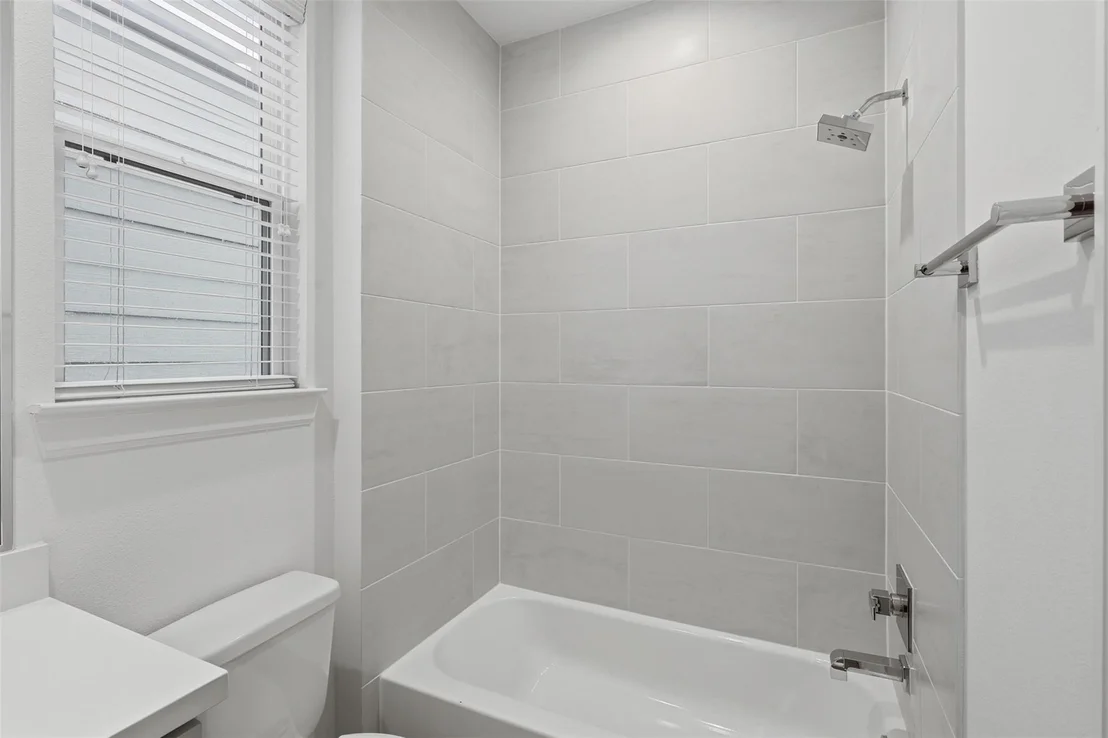 Photo of 2709 Clinton Drive