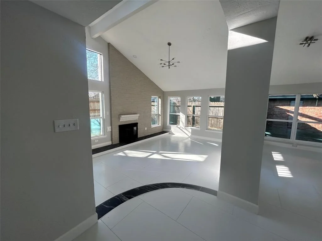 Photo of 6119 Fuller Street