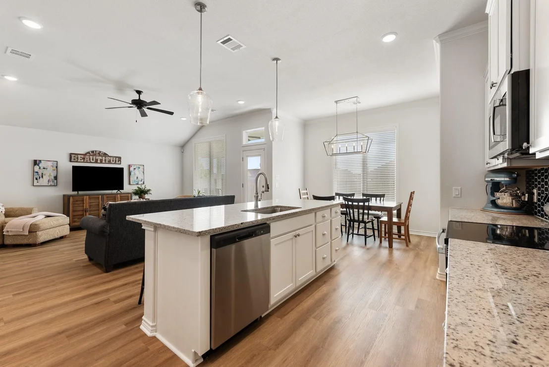Photo of 3164 Margaret Rudder Parkway
