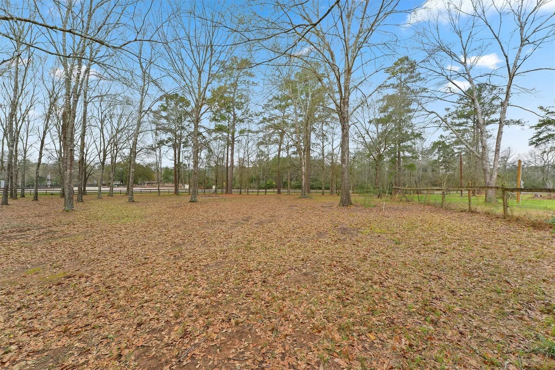 Photo of 31926 Dobbin Huffsmith Road