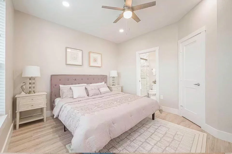 Photo of 226 Bay Avenue