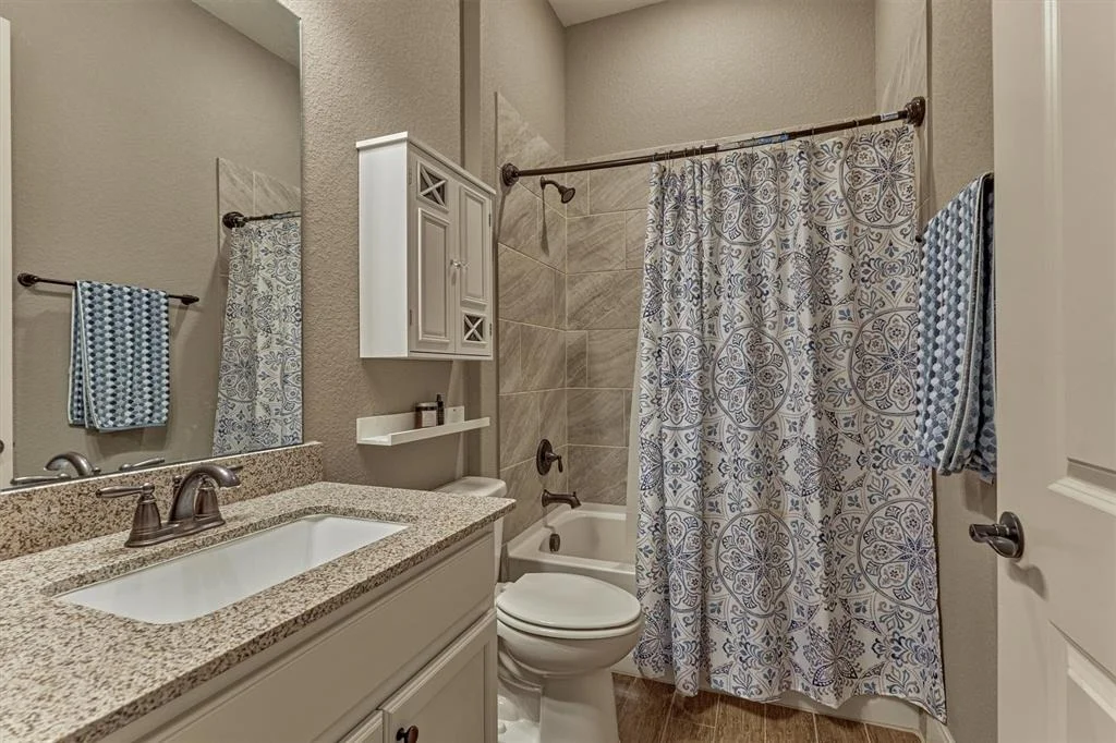 Photo of 368 Connemara Drive