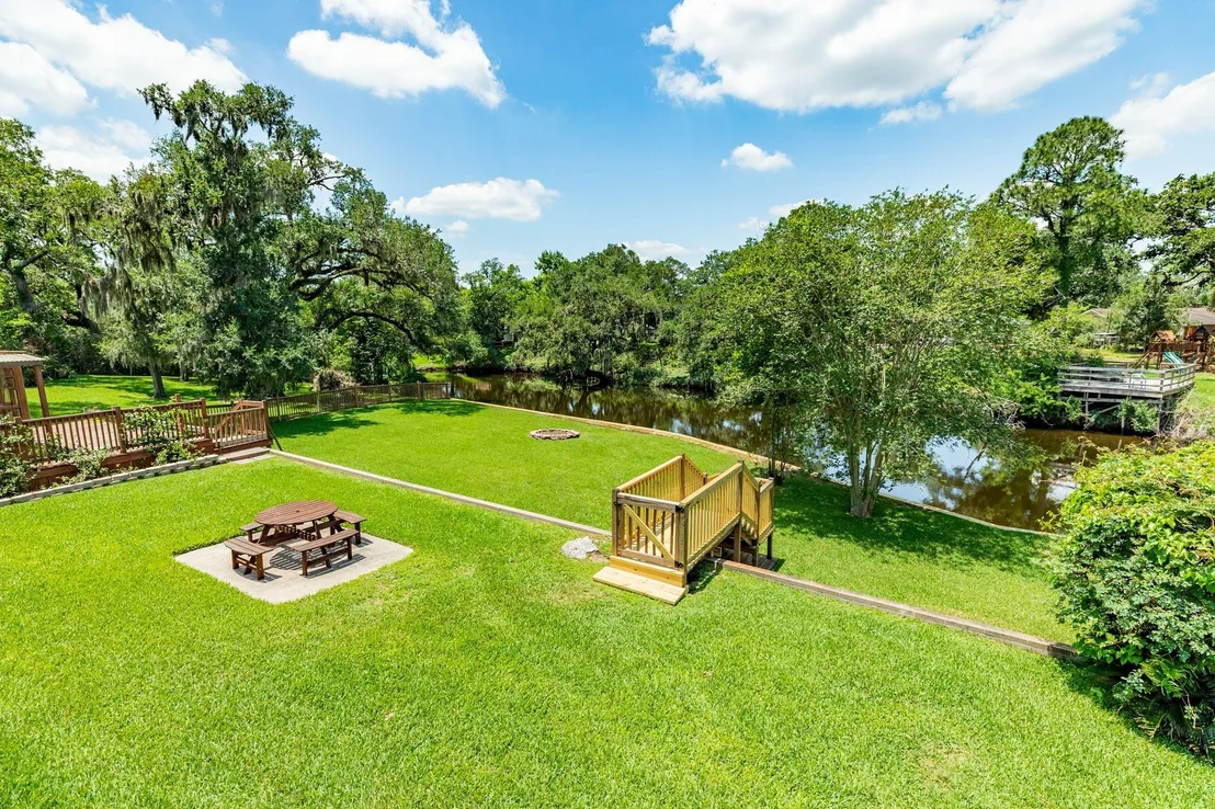 Photo of 41 Robinhood Lane