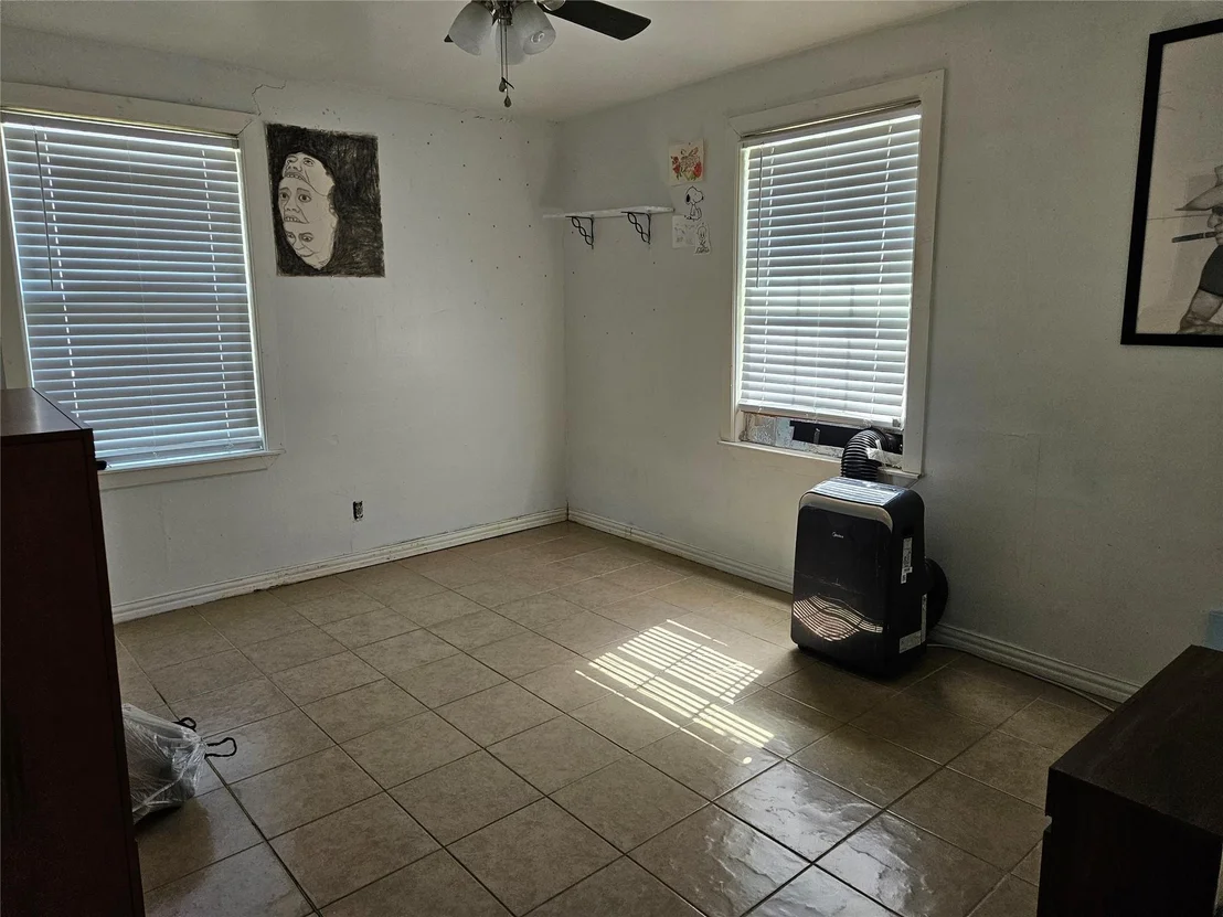 Photo of 121 Norview Drive