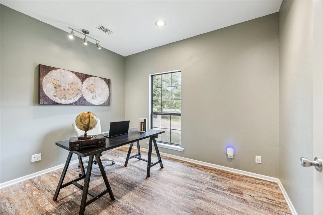 Photo of 3477 Bradley Lane