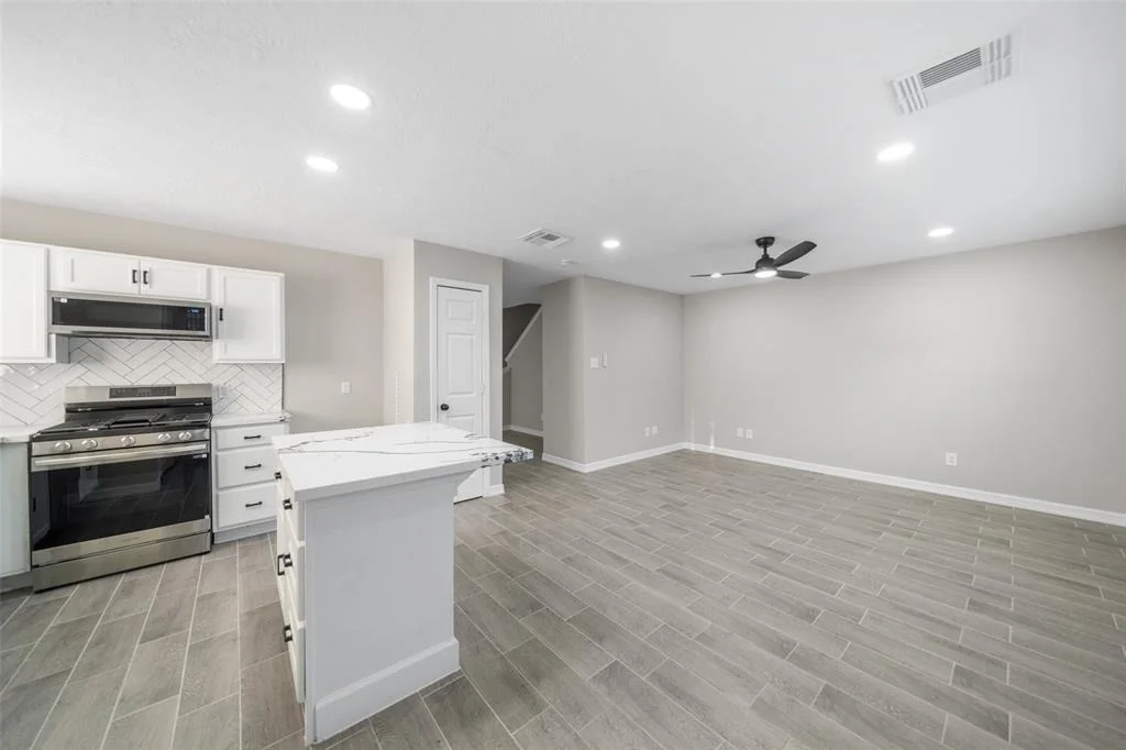 Photo of 6111 Settlers Square Lane