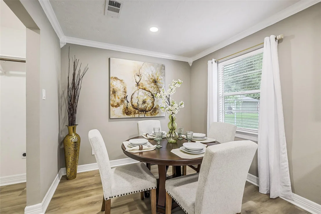 Photo of 8333 Lanham Lane