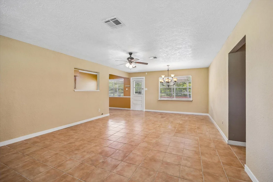 Photo of 18111 Roy Long Road