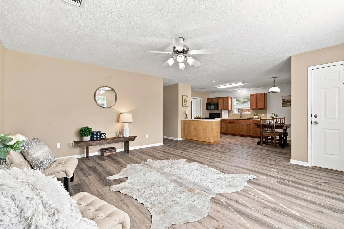 Photo of 8836 E Buffalo Circle