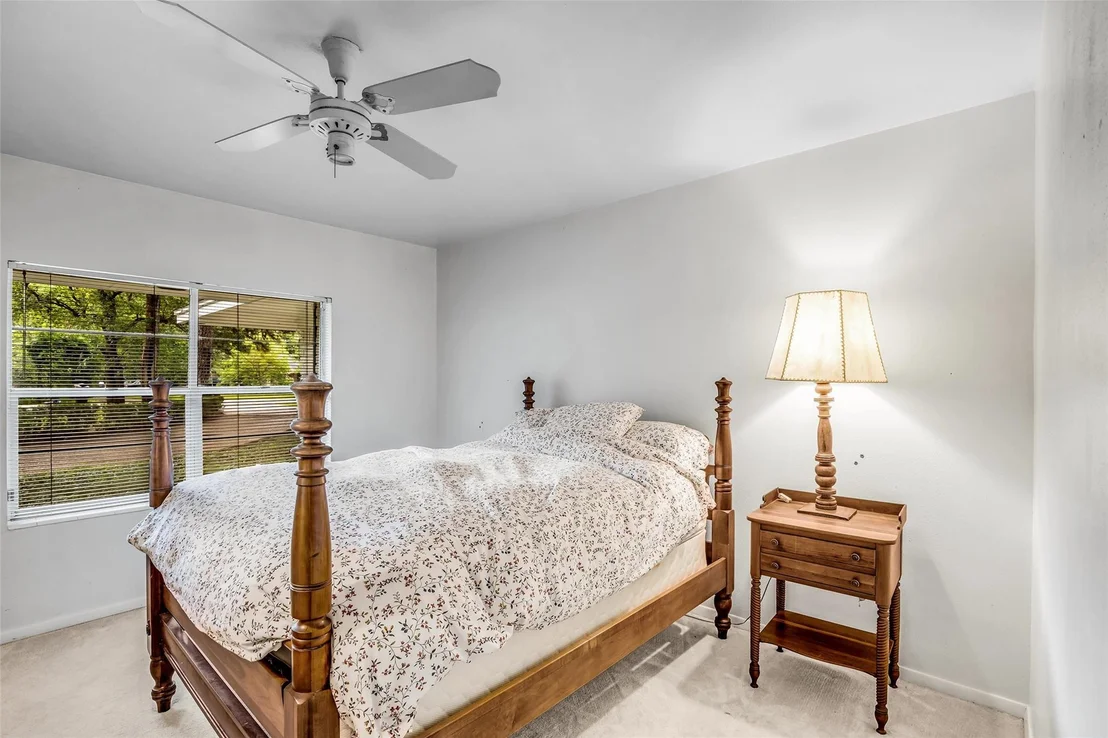 Photo of 11427 Glenora Drive