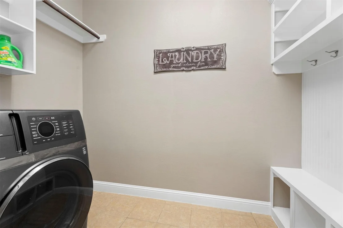 Photo of 9030 Lacombe Lane