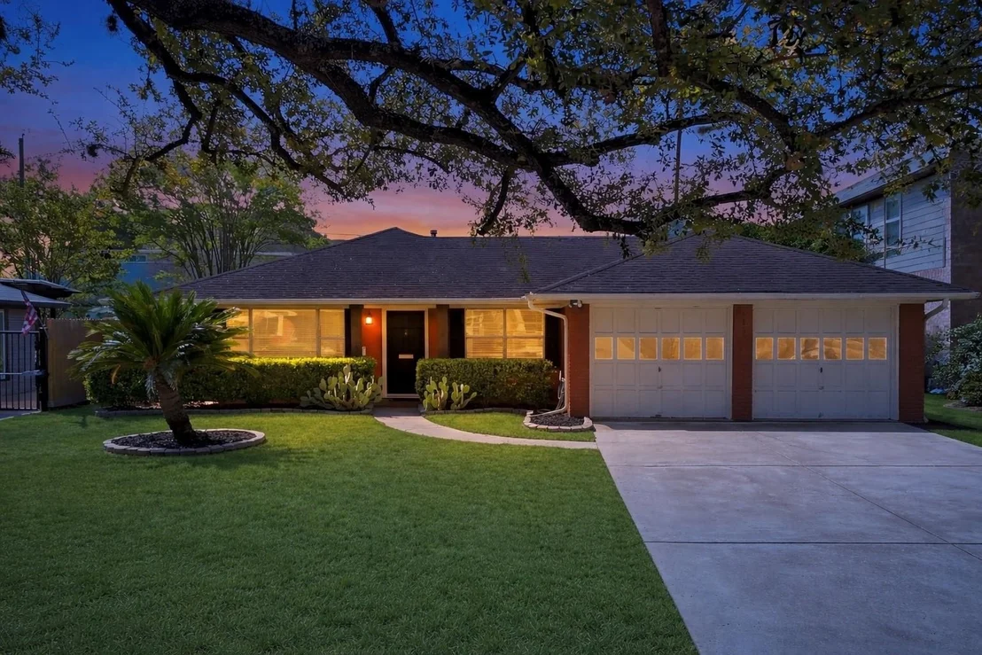 Photo of 1855 Latexo Drive