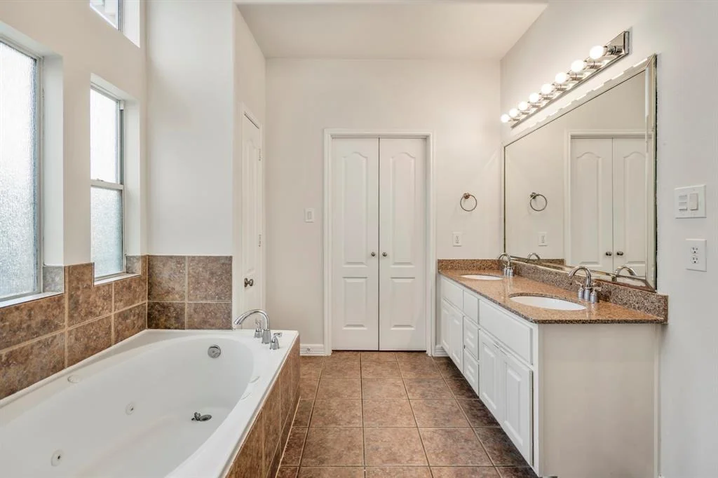 Photo of 709 Detering Street