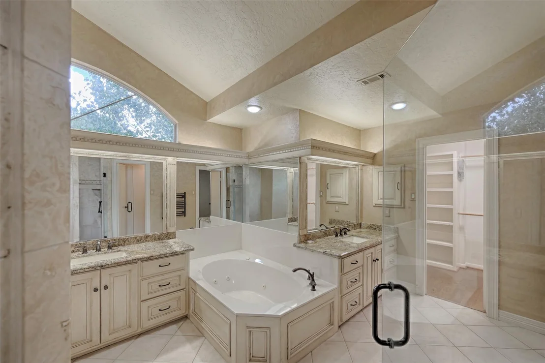 Photo of 206 Virginia Lane