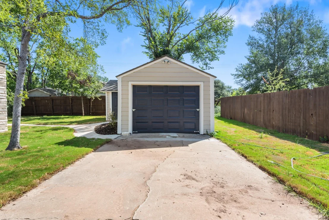 Photo of 2707 Flanigan Street