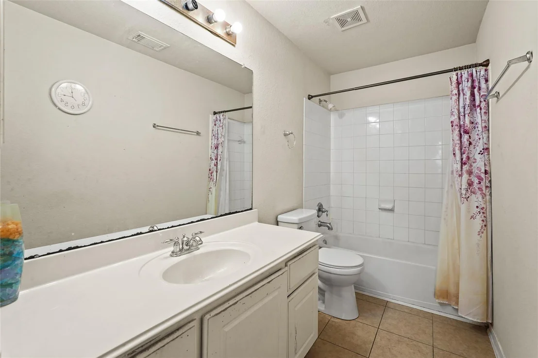 Photo of 17902 Sunshine Trace Lane