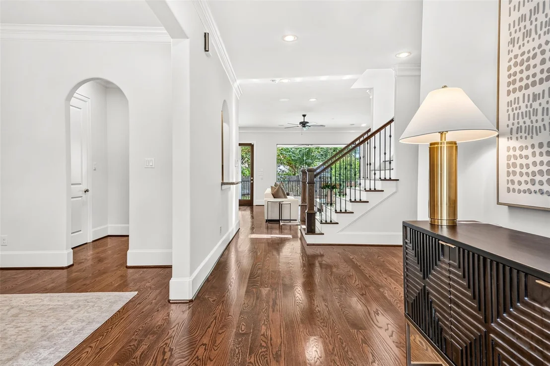 Photo of 5216 Locust Street