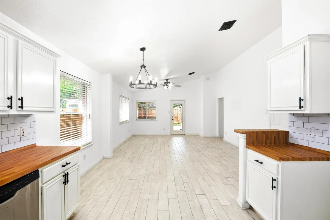 Photo of 3227 Amber Meadow Dr
