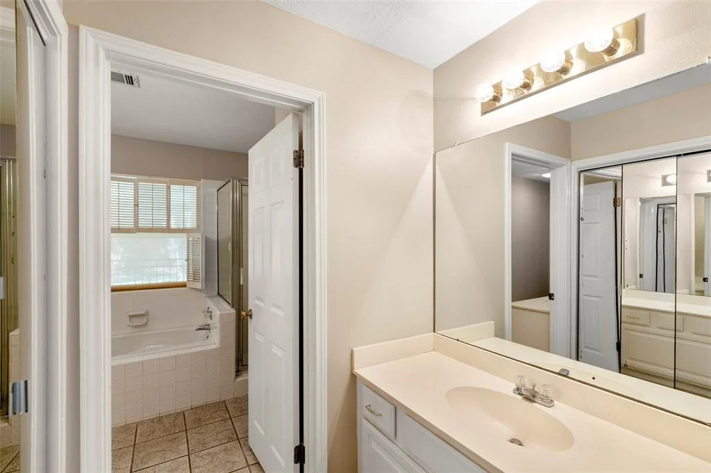 Photo of 2721 Brook Bend Lane
