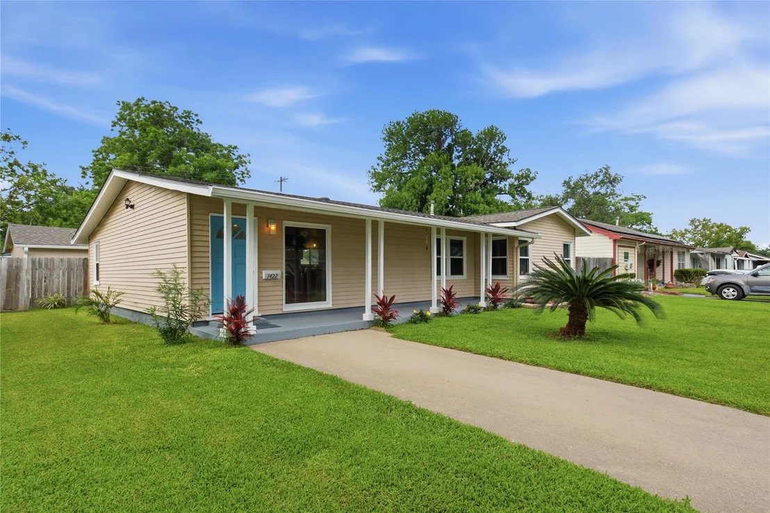 Photo of 1422 Wayside Drive