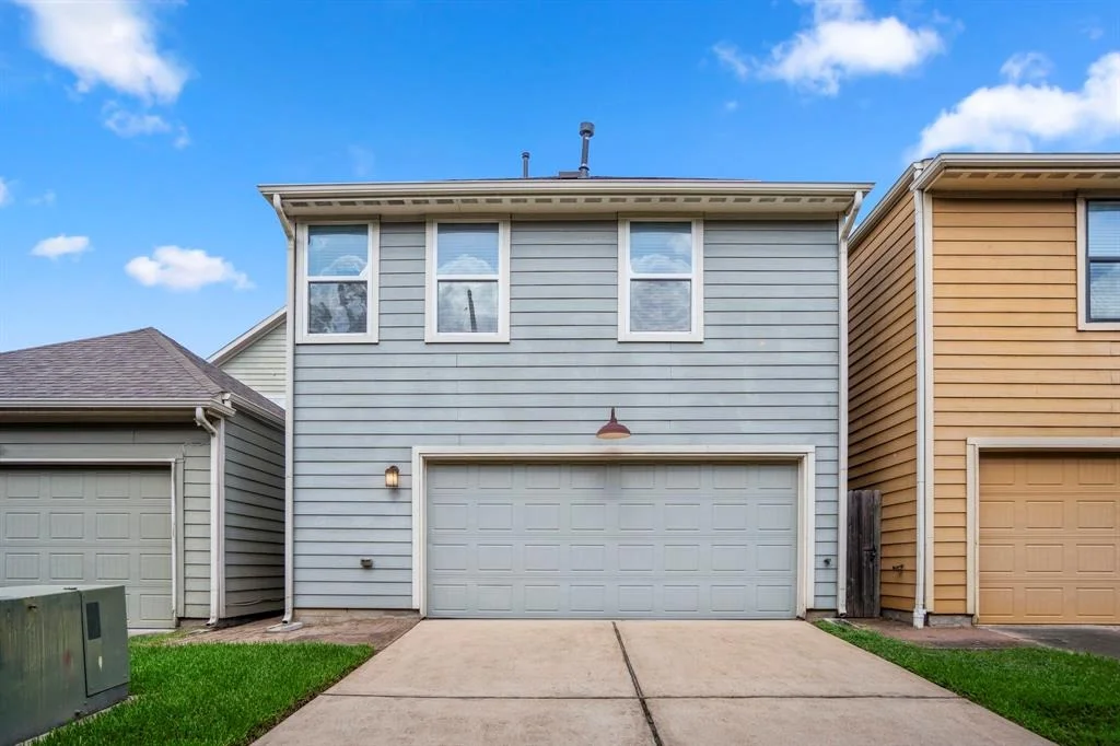 Photo of 4618 Oak Laurel Lane