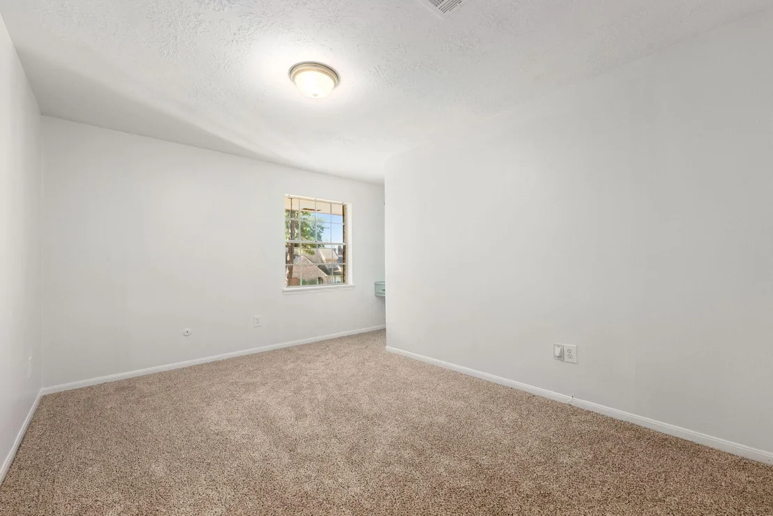 Photo of 5938 Foresthaven Drive